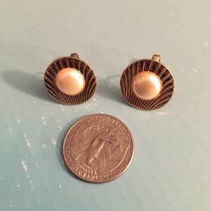 2 pairs of vintage clip on earrings